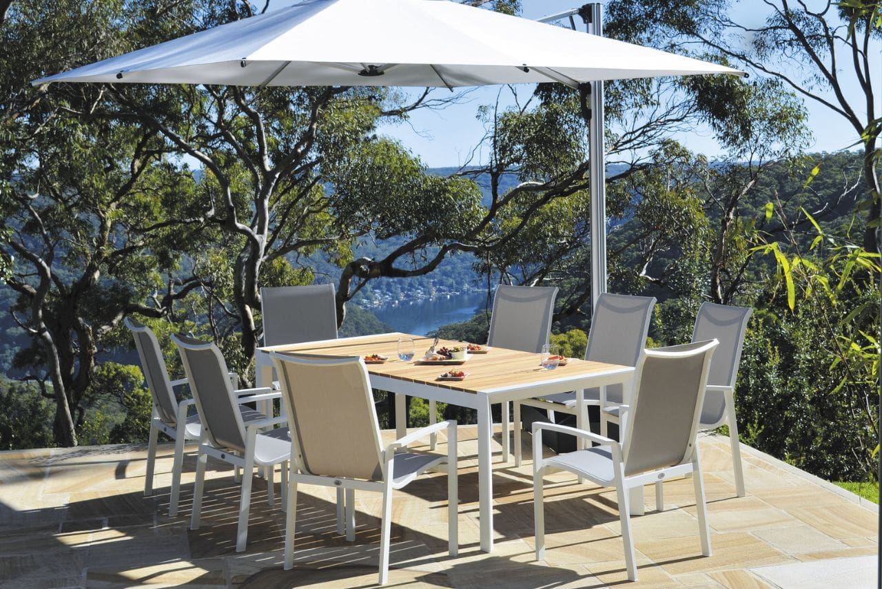 Shelta Australia Outdoor setting with Umbrella