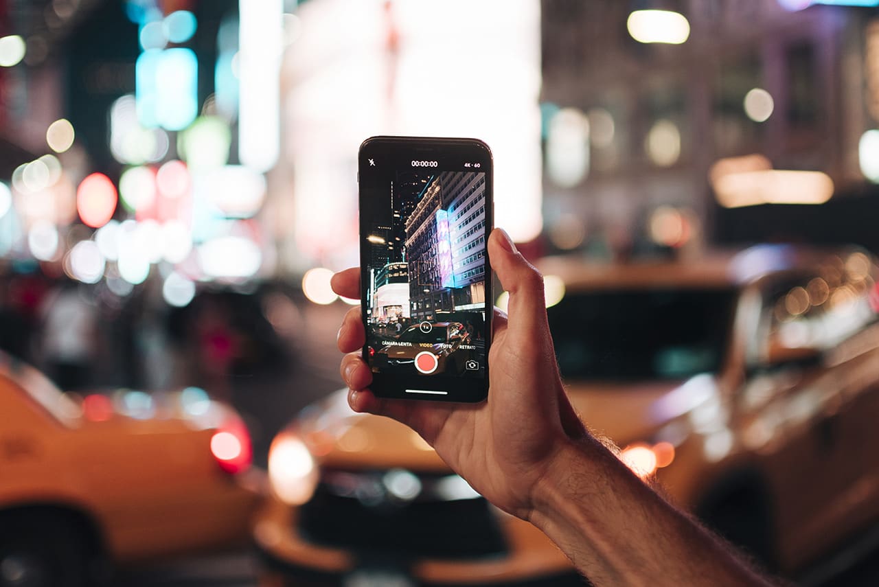 using iphone for social media marketing